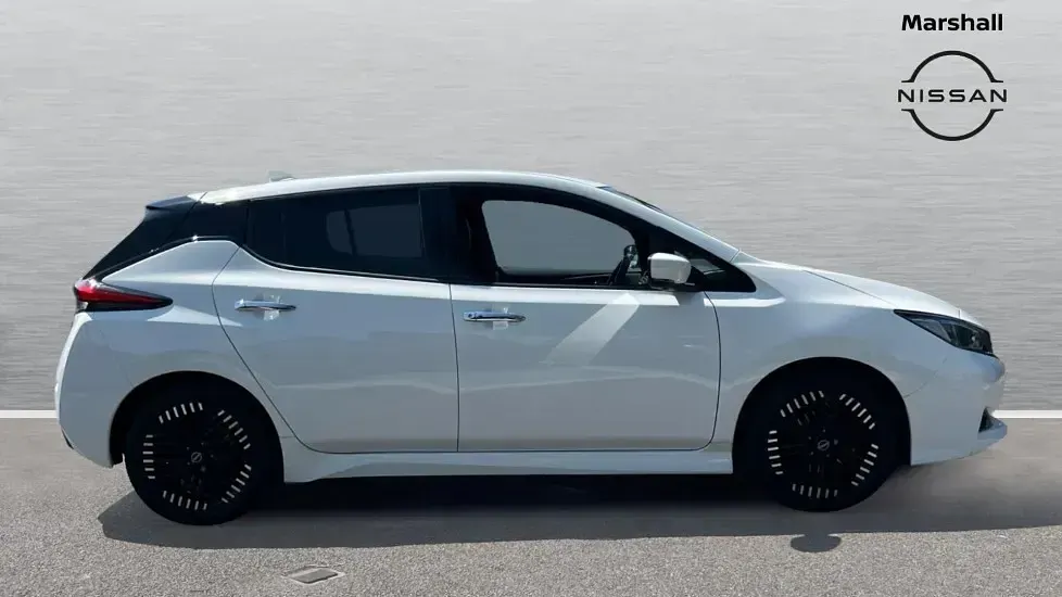 Used Nissan Leaf Shiro 110 kW (150 HP) 2024 White Hatchback