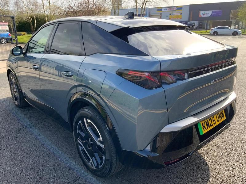 Used Peugeot e-3008 GT 152 kW (207 HP) 2025 Blue SUV