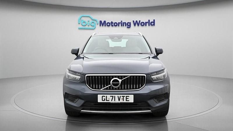 Used Volvo XC40 Inscription 197 HP (144 kW) 2022 Blue SUV