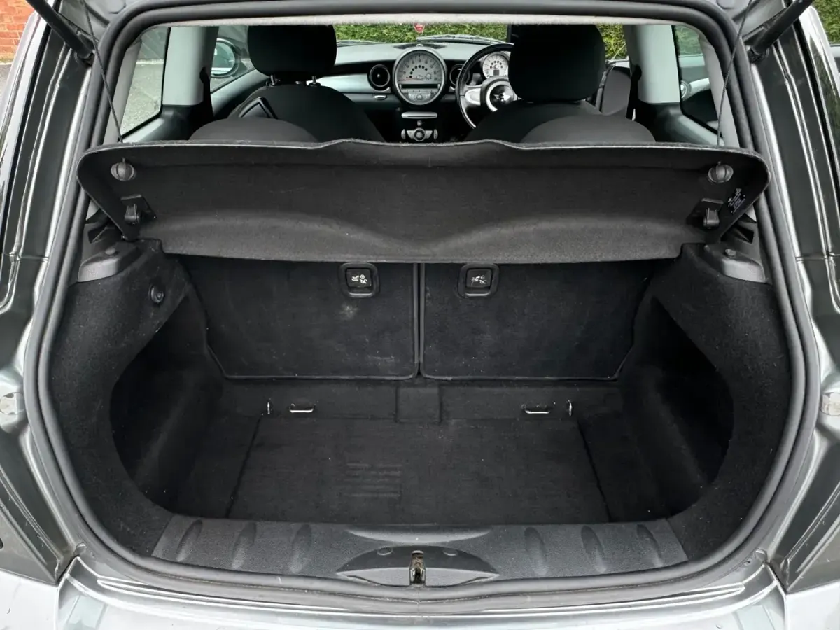 Usado Mini Cooper S Hatch 2009 Cinzento Citadino