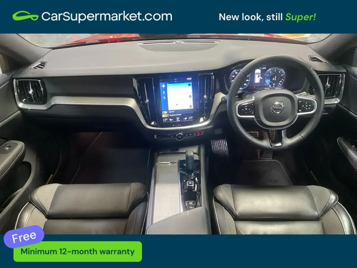 Usado Volvo V60 R-Design 2021 Vermelho Carrinha