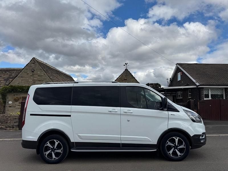 Used Ford Tourneo Custom Active 2021 White Van