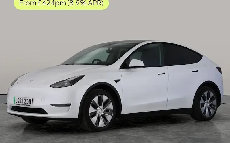 Używany Tesla Model Y Long Range AWD 286 kW (389 KM) 2025 SUV