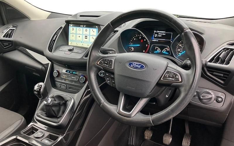 Used Ford Kuga Style 179 HP (131 kW) 2018 White SUV