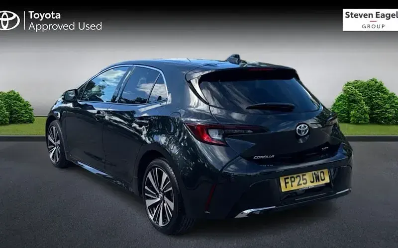 Used Toyota Corolla Design 140 HP (102 kW) 2026 Hatchback