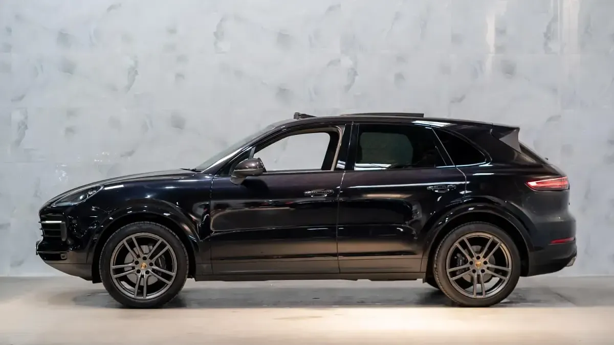 Used Porsche Cayenne 2018 Black SUV