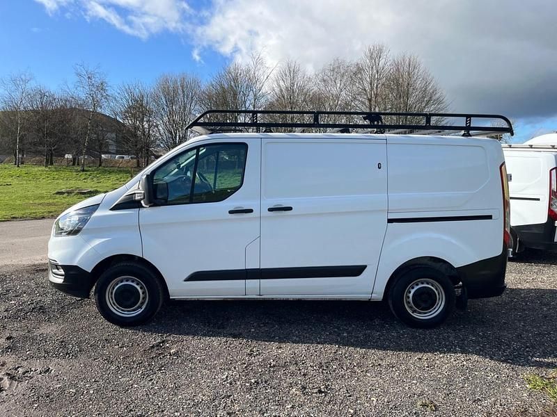 Used Ford Transit Custom 105 HP (77 kW) 2022 White Van