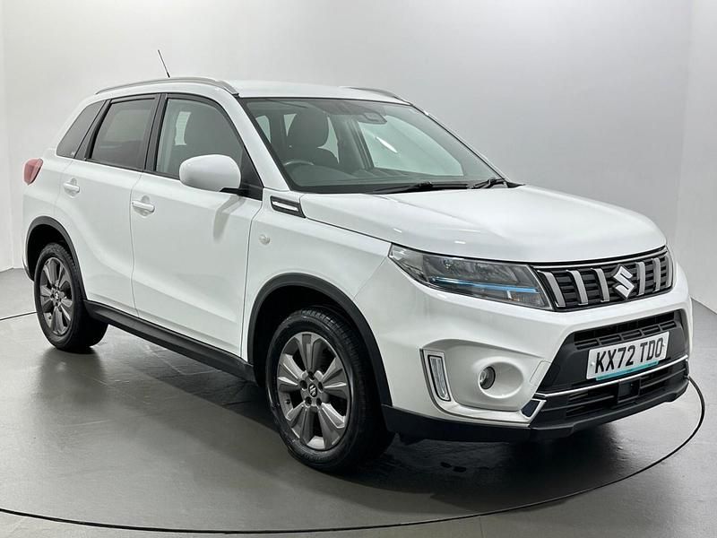 Used Suzuki Vitara SZ-T 129 HP (94 kW) 2022 White Hatchback