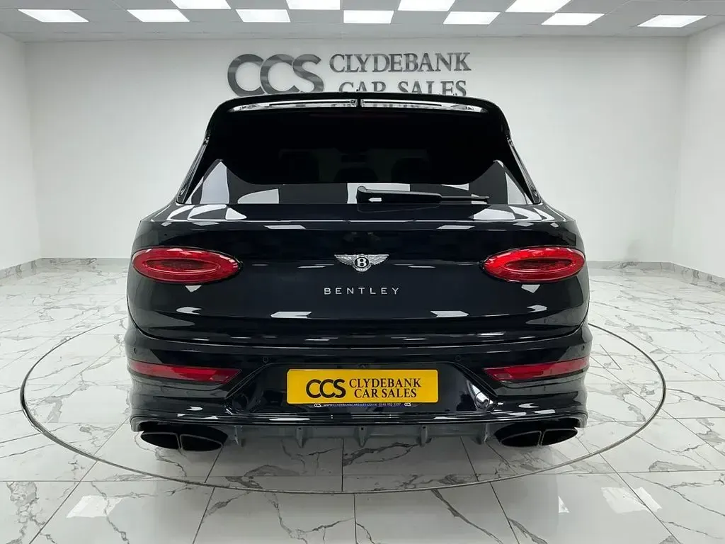 Used Bentley Bentayga 550 HP (404 kW) 2021 Black SUV