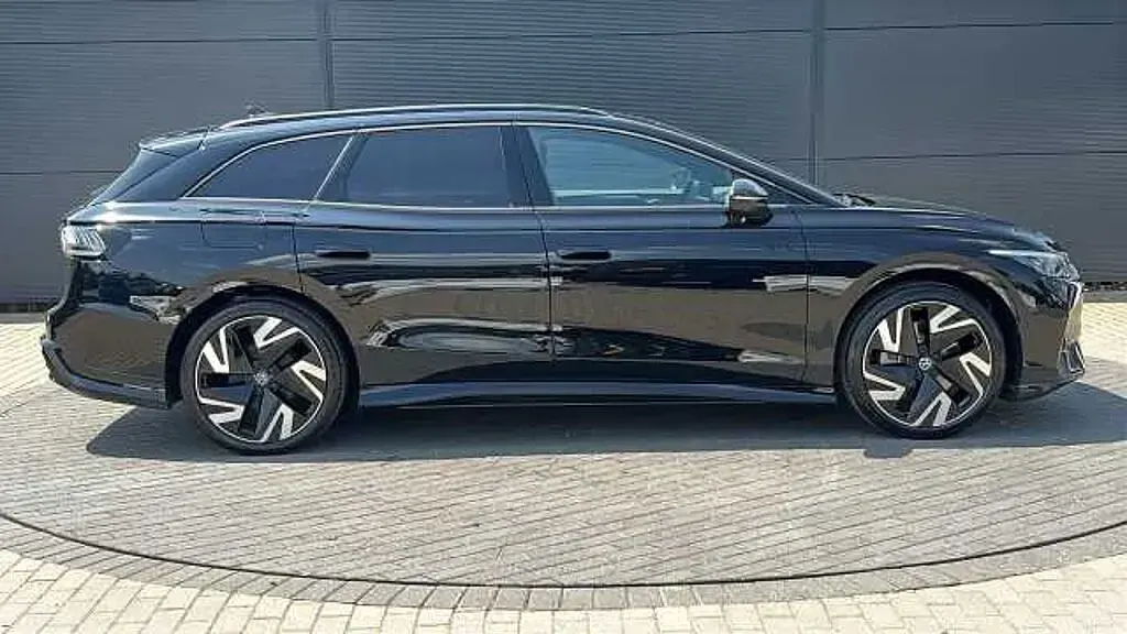 New VW ID.7 250 kW (340 HP) 2026