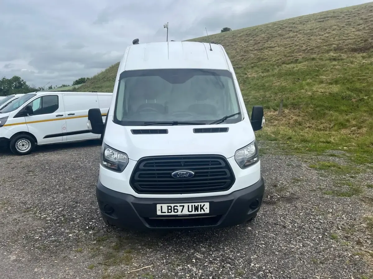 Used Ford Transit 130 HP (95 kW) 2018 White Van