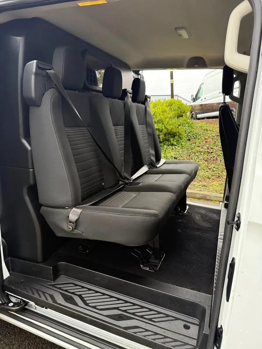 Used Ford Transit Custom Limited 130 HP (95 kW) 2022 White Van