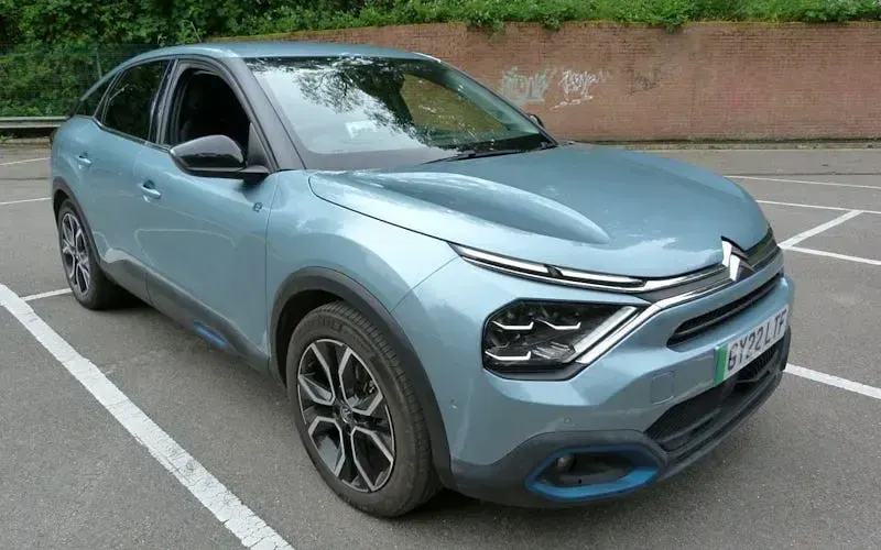 Used Citroën e-C4 Shine 100 kW (136 HP) 2022 Hatchback