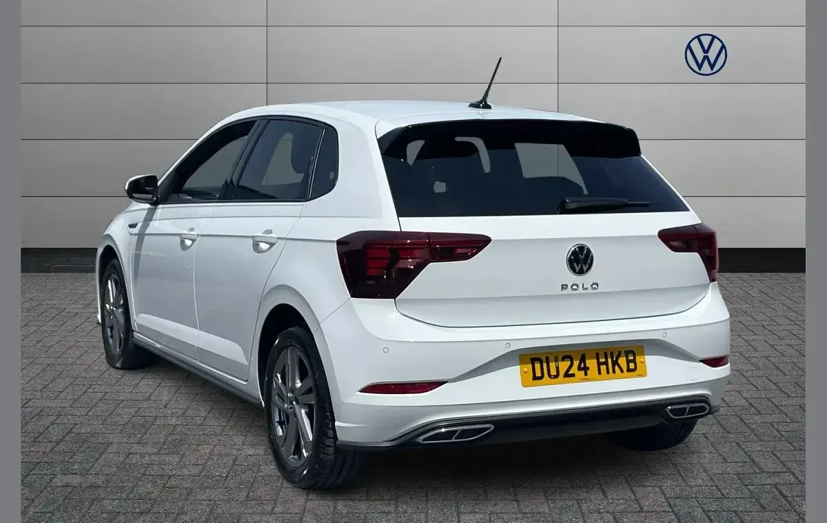 Used VW Polo R-line 95 HP (69 kW) 2024 White Hatchback