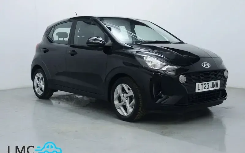 Used Hyundai i10 SE 67 HP (49 kW) 2023 Hatchback