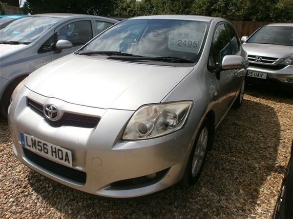 Silver Used 2007 Toyota Auris Hatchback | £2,495 (A bit pricey) - Image 1/1