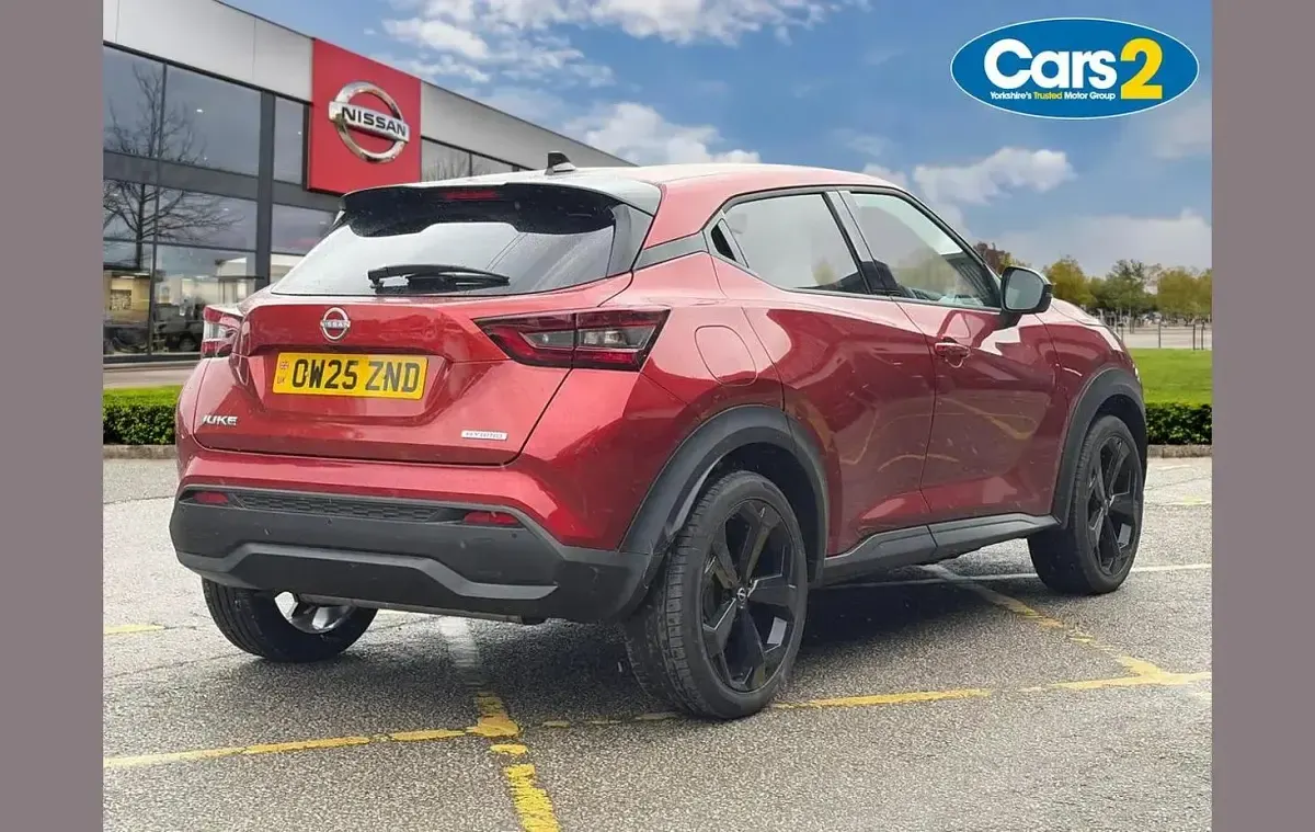 Used Nissan Juke Tekna 143 HP (105 kW) 2025 Red SUV
