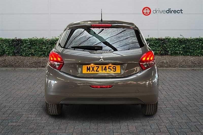 Used Peugeot 208 Allure Premium 82 HP (60 kW) 2018 Grey Hatchback