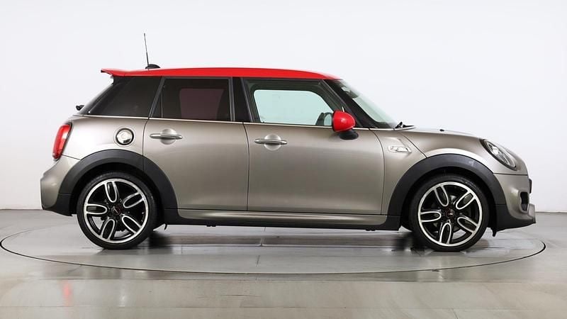Used Mini Cooper S Hatch 189 HP (139 kW) 2019 Silver Hatchback