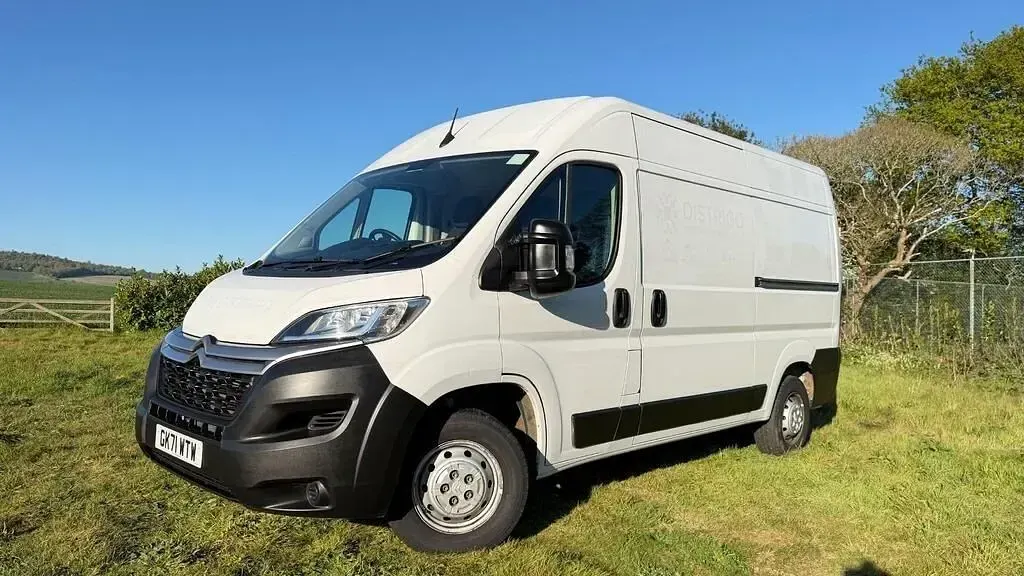 Usado Citroën Relay 140 CV (102 kW) 2021 Blanco Van