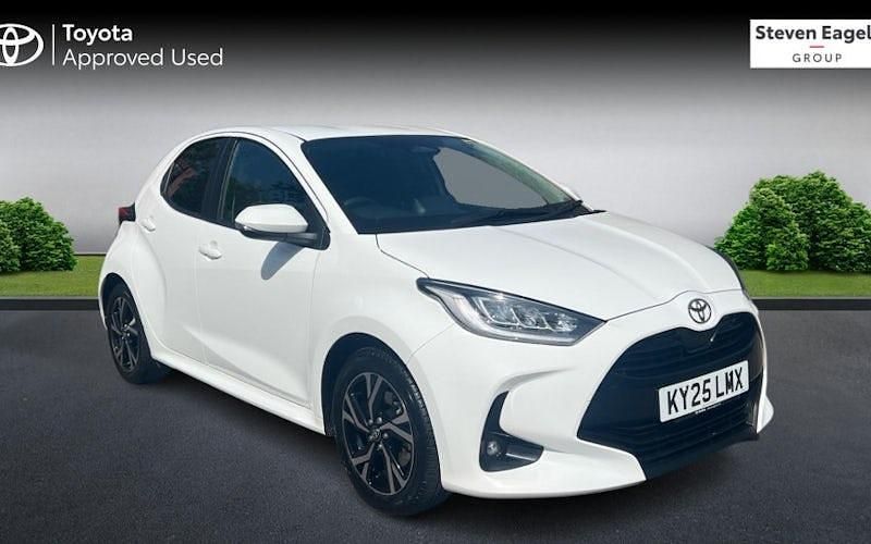 Used Toyota Yaris Hybrid Design 116 HP (85 kW) 2026 Hatchback