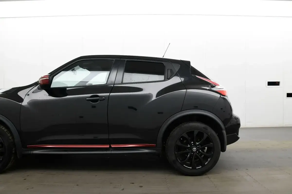 Used Nissan Juke Acenta Premium 117 HP (86 kW) 2014 Black SUV