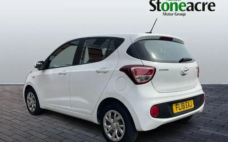 Used Hyundai i10 SE 66 HP (48 kW) 2016 Hatchback