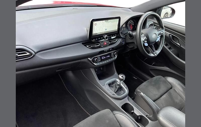 Used Hyundai i30 N Performance 276 HP (202 kW) 2022 Red Hatchback