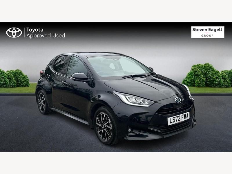 Used Toyota Yaris Hybrid Design 2022 Black Hatchback