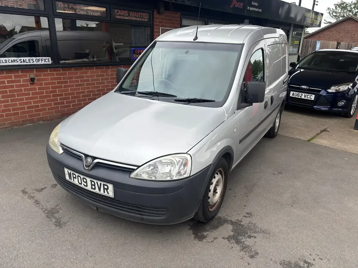 Used Vauxhall Combo 75 HP (55 kW) 2009 Silver MPV