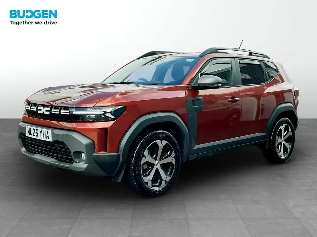 Begagnad Dacia Duster Journey 143 HK (105 kW) 2025 Brun Halvkombi