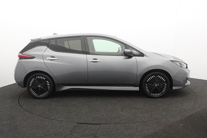 Used Nissan Leaf Tekna 110 kW (150 HP) 2022 Grey Hatchback