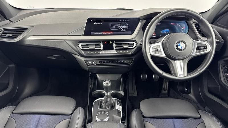 Used BMW 118 M Sport 150 HP (110 kW) 2023 Blue Hatchback