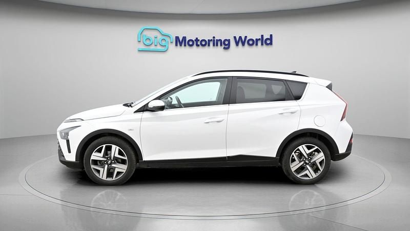 Used Hyundai Bayon Premium 101 HP (74 kW) 2023 White SUV