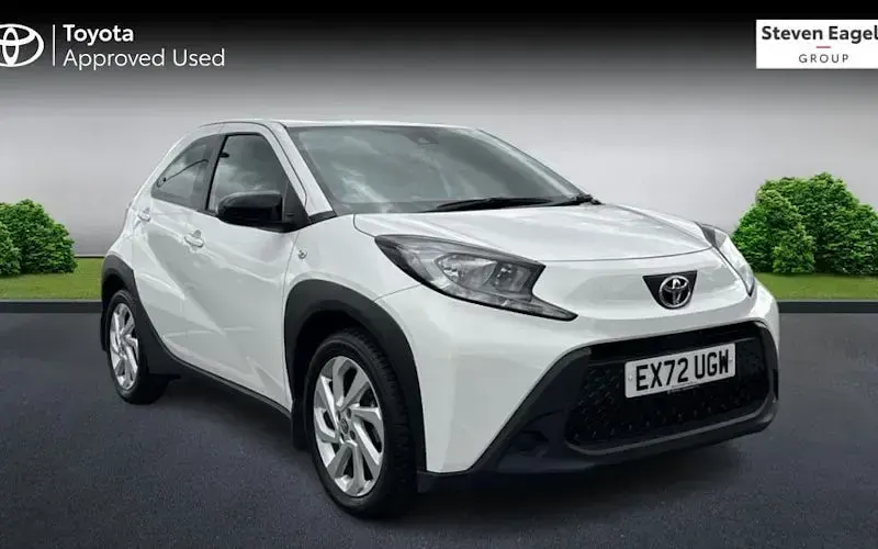 Used Toyota Aygo X PURE 72 HP (52 kW) 2022 SUV