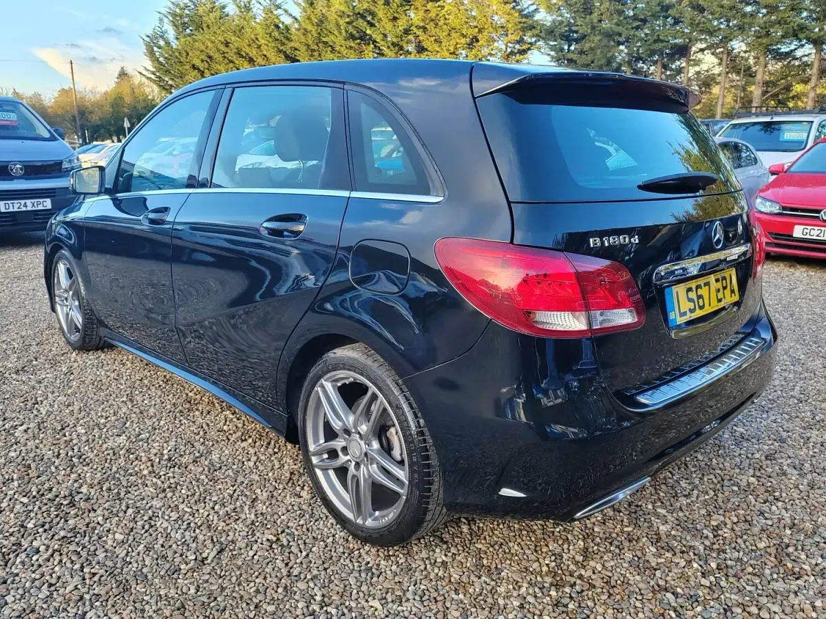 Used Mercedes B180 AMG line 109 HP (80 kW) 2017 Black Hatchback