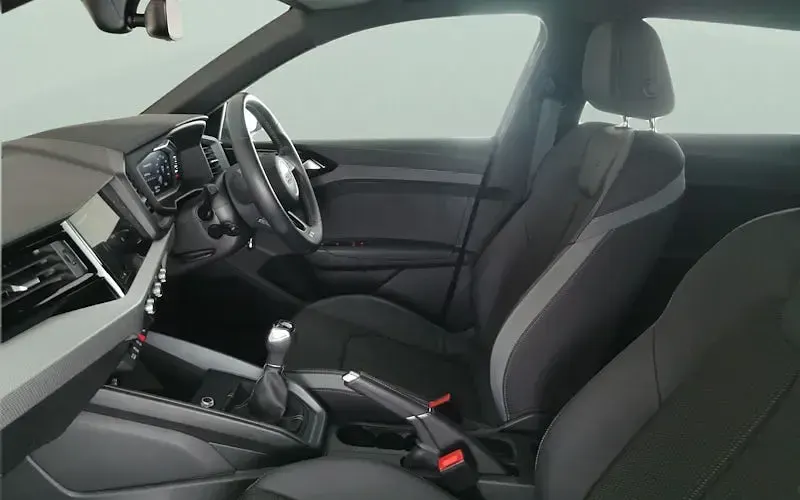 Usado Audi A1 Sportback S-Line 110 HP (80 kW) 2024 Citadino