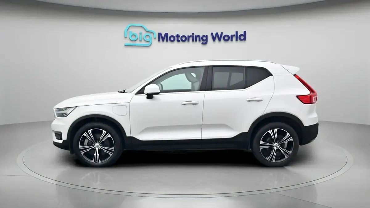 Begagnad Volvo XC40 Ultimate 262 HK (192 kW) 2021 Vit SUV