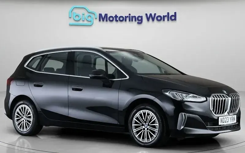 Used BMW 225 Active Tourer Luxury Line 245 HP (180 kW) 2023 MPV