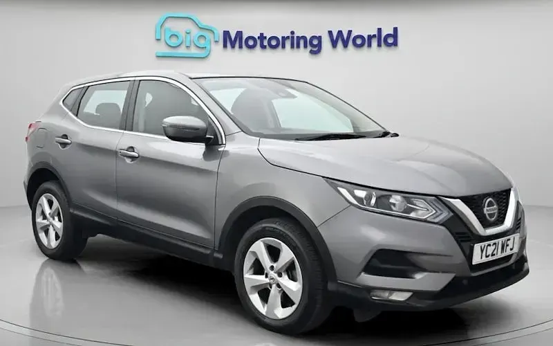 Used Nissan Qashqai Acenta Premium 160 HP (117 kW) 2021 SUV