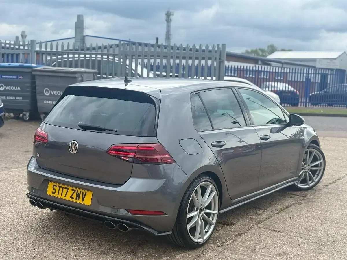 Used VW Golf VII R 310 HP (228 kW) 2017 Grey Hatchback