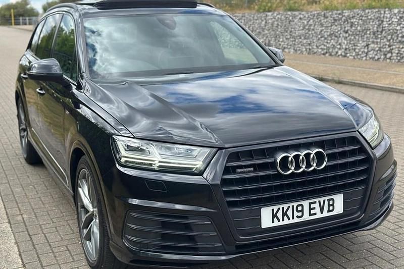 Used Audi Q7 Black Edition 286 HP (210 kW) 2019 Black SUV