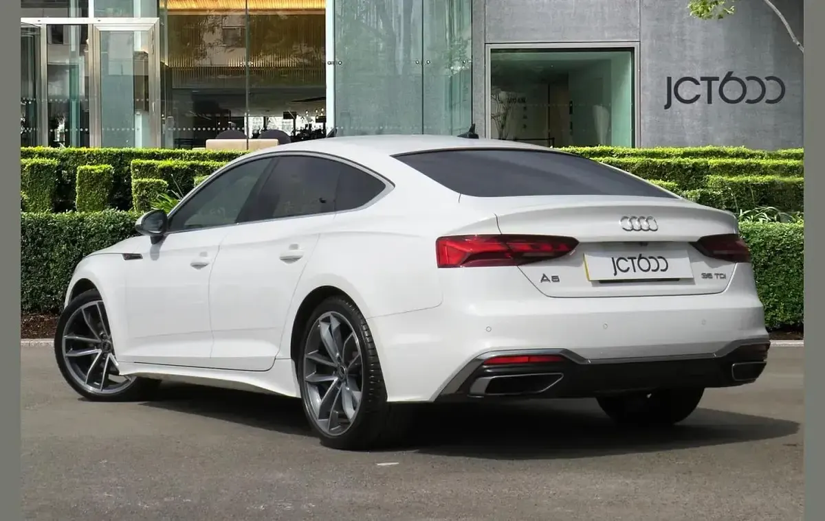 Used Audi A5 S-Line 161 HP (118 kW) 2023 White Coupe