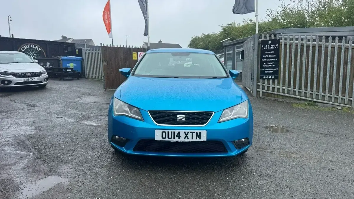 Usado Seat Leon SE 150 HP (110 kW) 2014 Azul Citadino