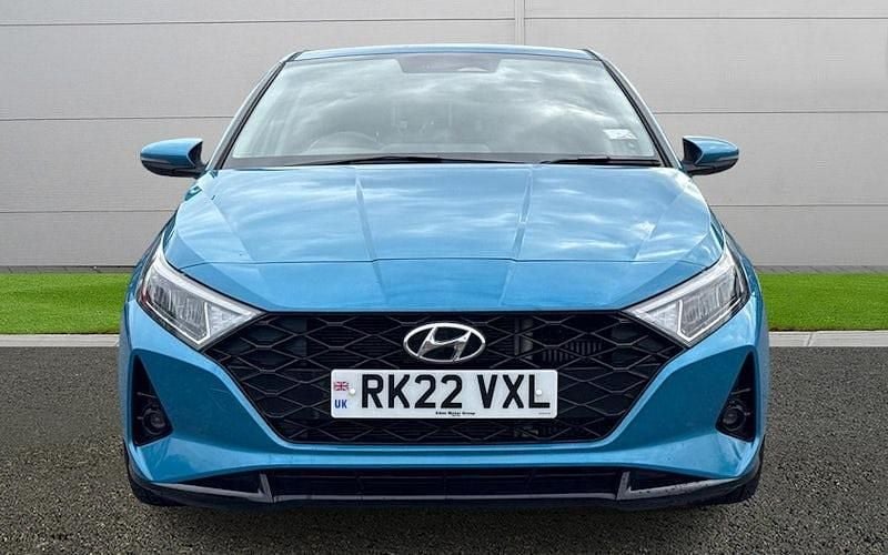 Used Hyundai i20 Premium 101 HP (74 kW) 2023 Hatchback