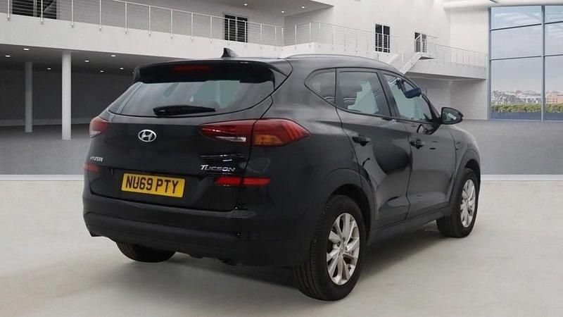 Used Hyundai Tucson SE 132 HP (97 kW) 2019 Black SUV