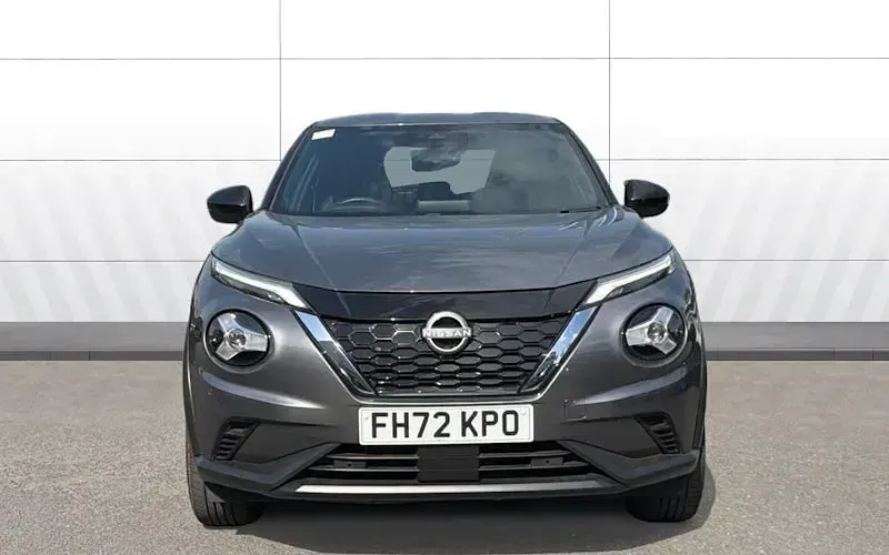 Used Nissan Juke N-Connecta 143 HP (105 kW) 2023 Grey SUV
