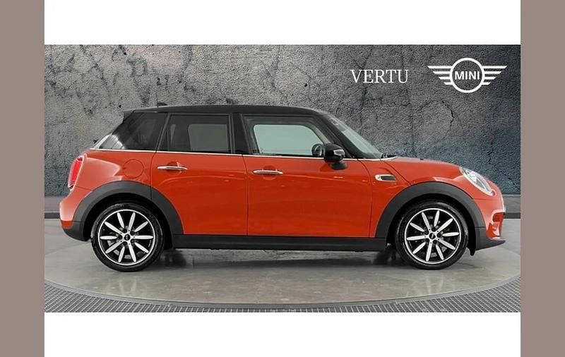Used Mini Cooper Chili 136 HP (100 kW) 2018 Orange Hatchback