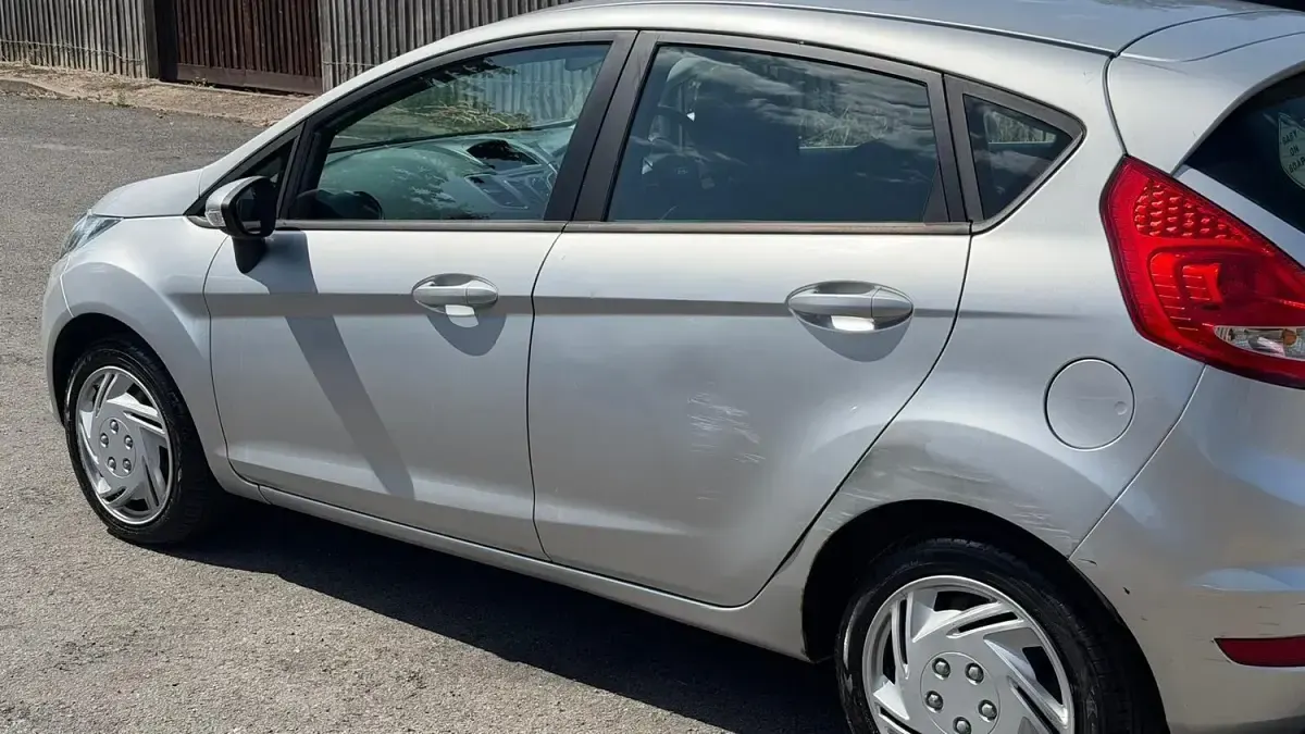 Used Ford Fiesta 2011 Silver Hatchback