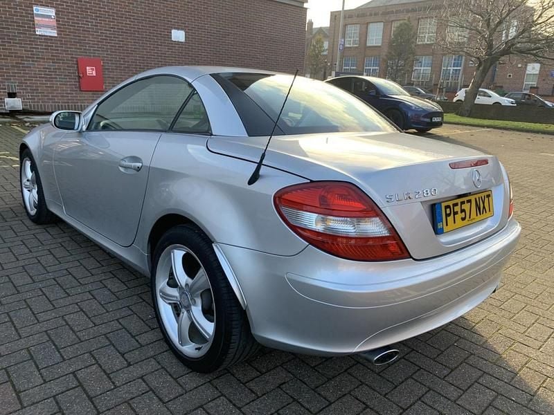 Usado Mercedes SLK280 2008 Prateado Cabrios
